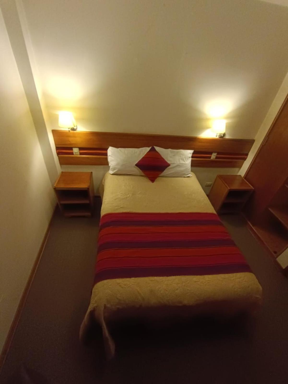 Cantuta Inn Puno Buitenkant foto