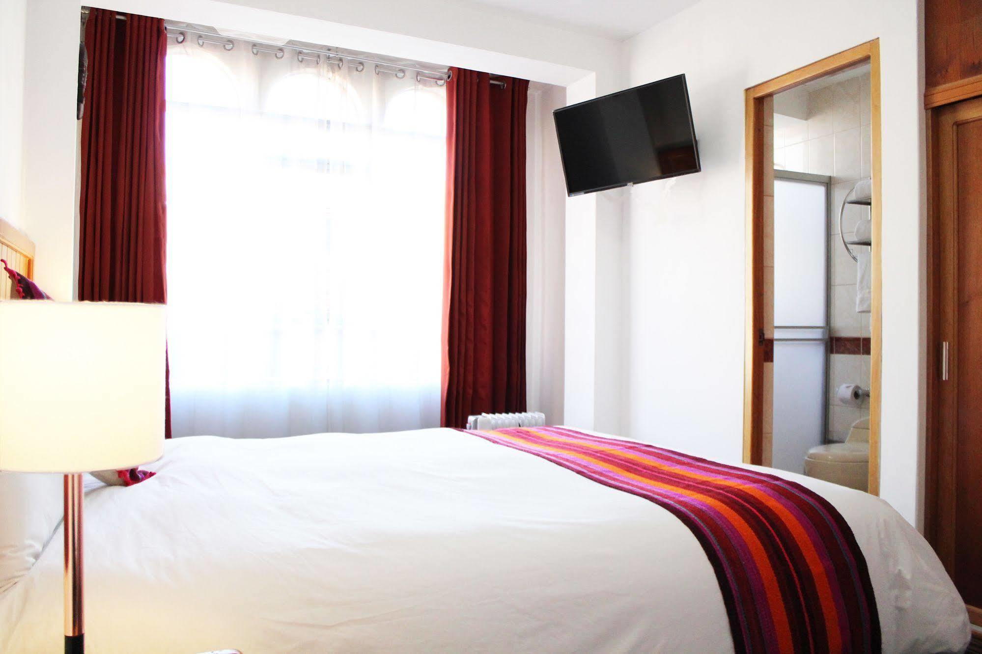 Cantuta Inn Puno Buitenkant foto